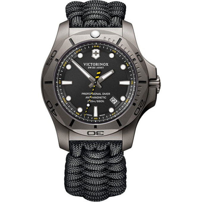 VICTORINOX I.N.O.X. Professional Diver 241812 — титановые дайверские часы