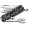 Нож-брелок Victorinox Classic SD Navy Camouflage 0.6223.942